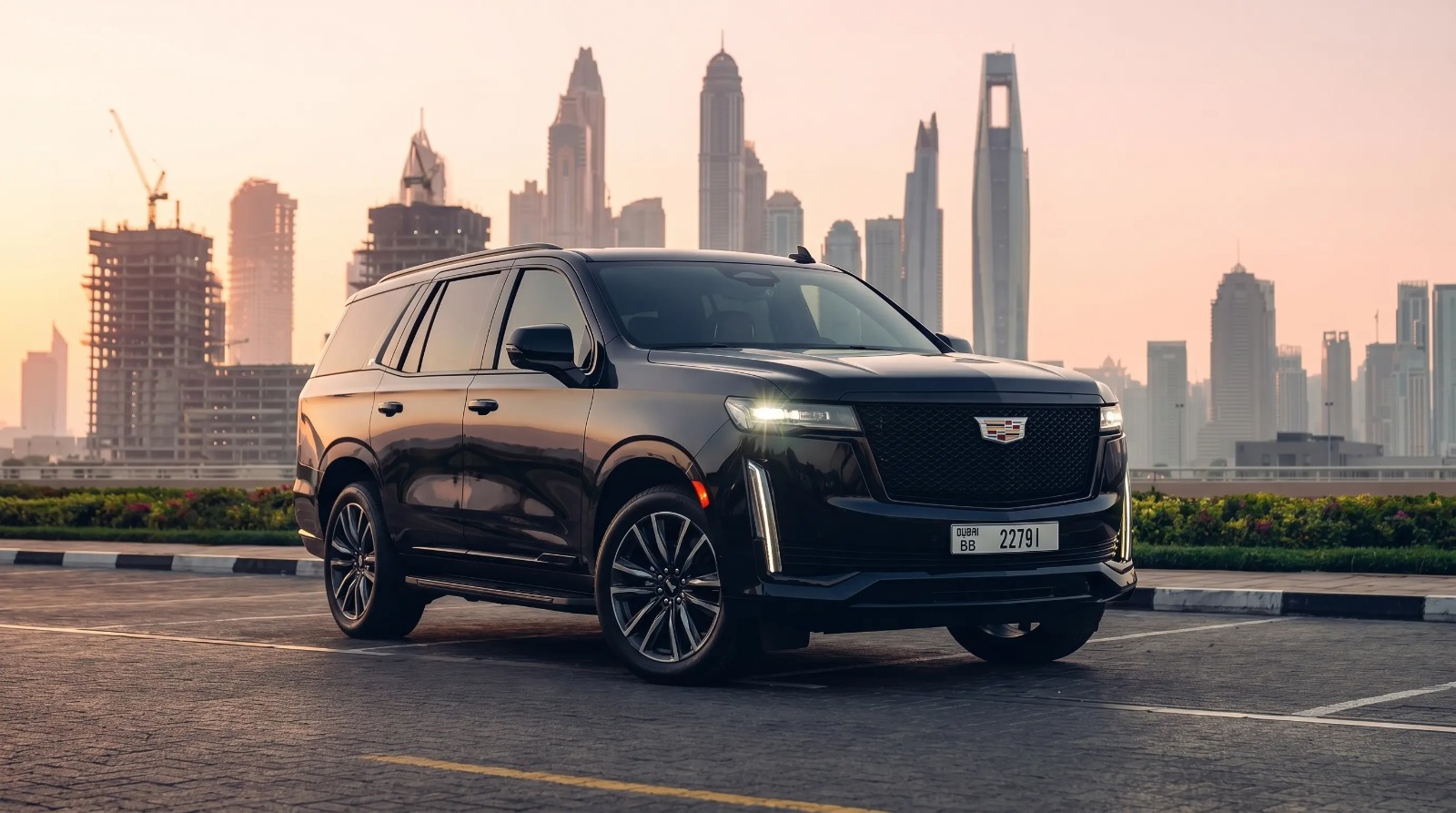 Cadillac Escalade — photo 1